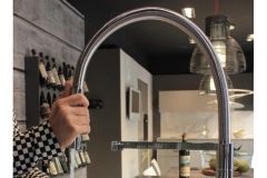 3977-Matt-Schwarz-3-Wege-Kuchenmischer-fur-Filtersysteme-mit-blau-schwenkbarem-Auslauf-und-abnehmbarer-2strahliger-Handbrause